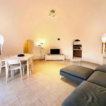 Exceptional With Private Pool In